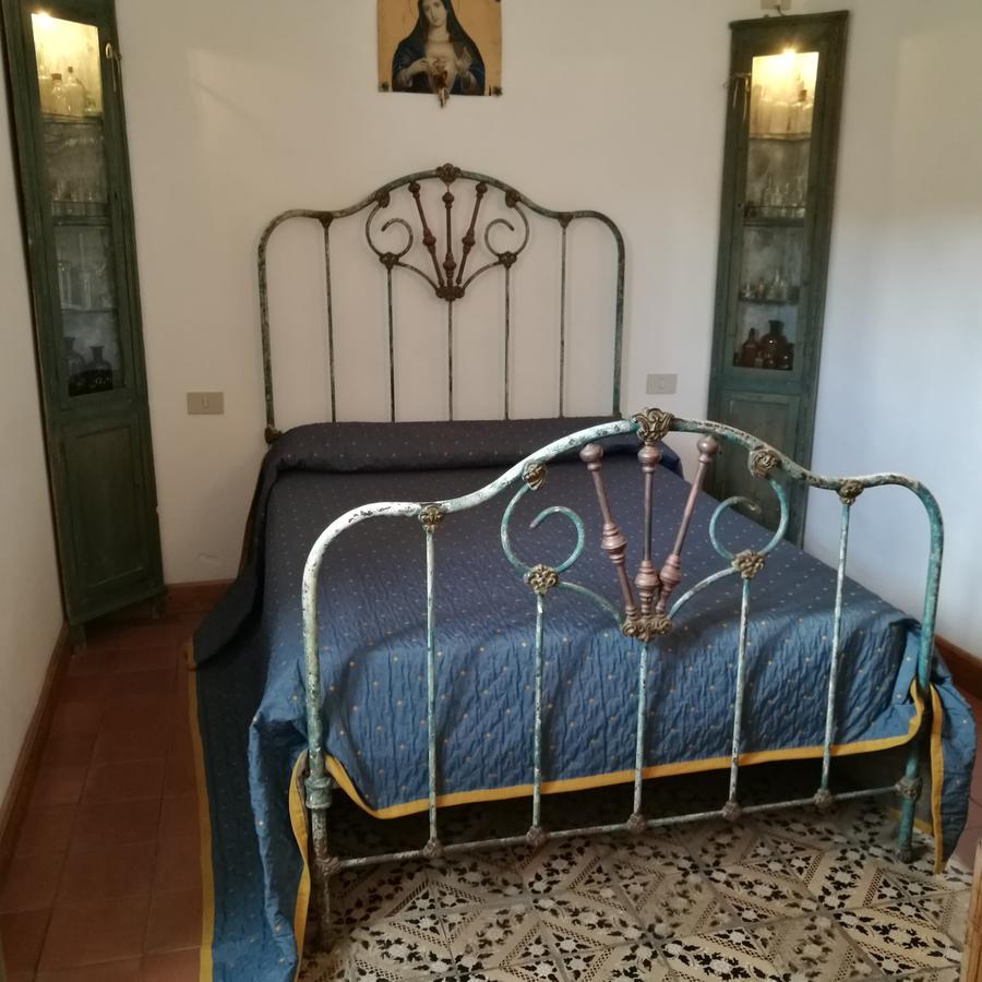 La Locanda Del Barbablu Стромболи Екстериор снимка